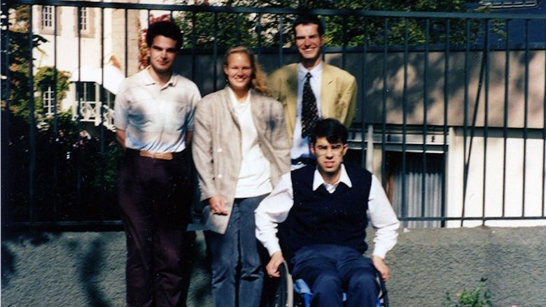 1992 Referendar beim Rechtsausschuss des Bundestages vor dem alten Wasserwerk in Bonn